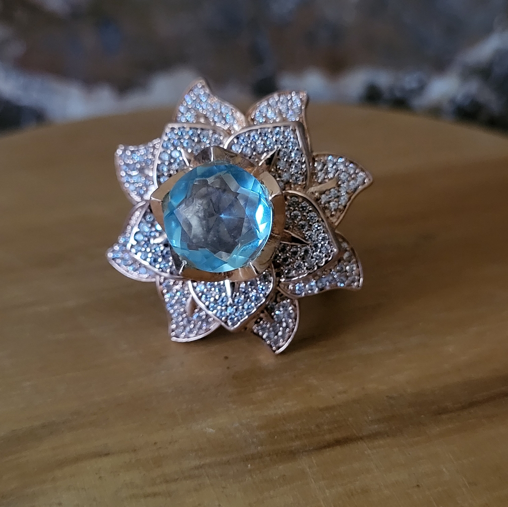 Hespera Full Bloom Ring